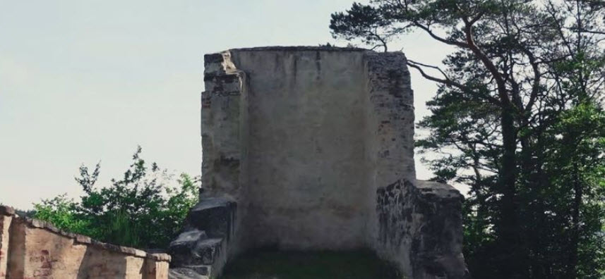 Burgruine Eggersberg, Germany